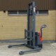 Self Propelled Straddle Stacker LESS10